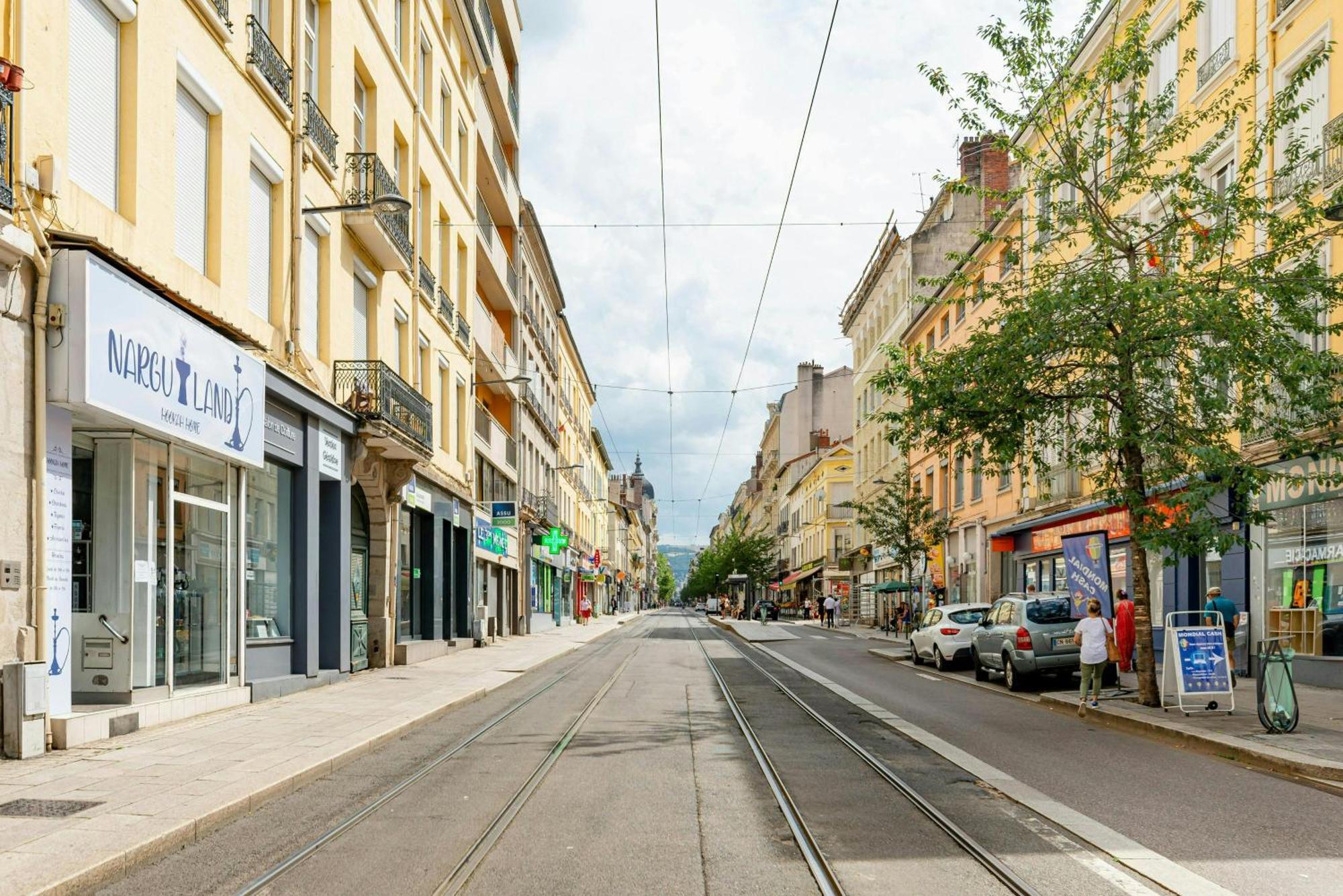 Charmant Hypercentre Tram Design Saint-Etienne  Exterior foto